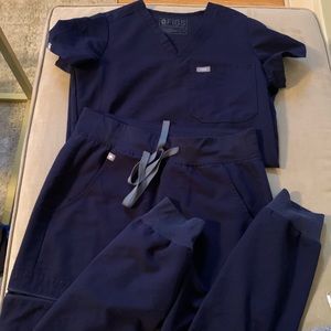 Figs Navy Scrub Set